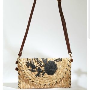 2/$30 🆕 Embroidered Straw Clutch / Crossbody Bag BRAND NEW with tags